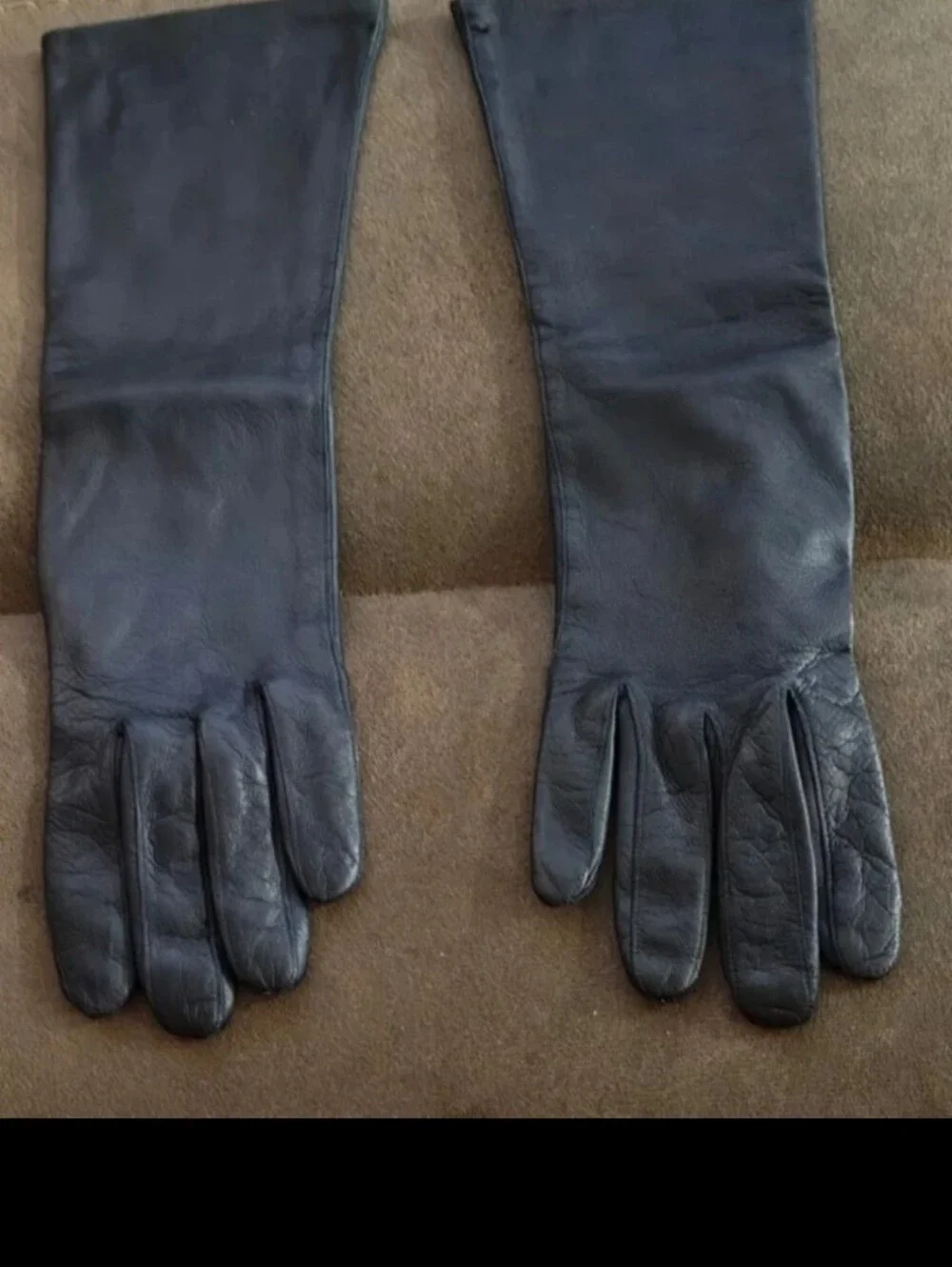1950s/60’s Bamberger’s New Jersey Dark Navy Blue Long Leather Gloves.